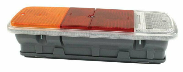 EMPI 98-9453 : TAIL LIGHT ASSEMBLY/LEFT/RIGHT/TYPE 2 72-79